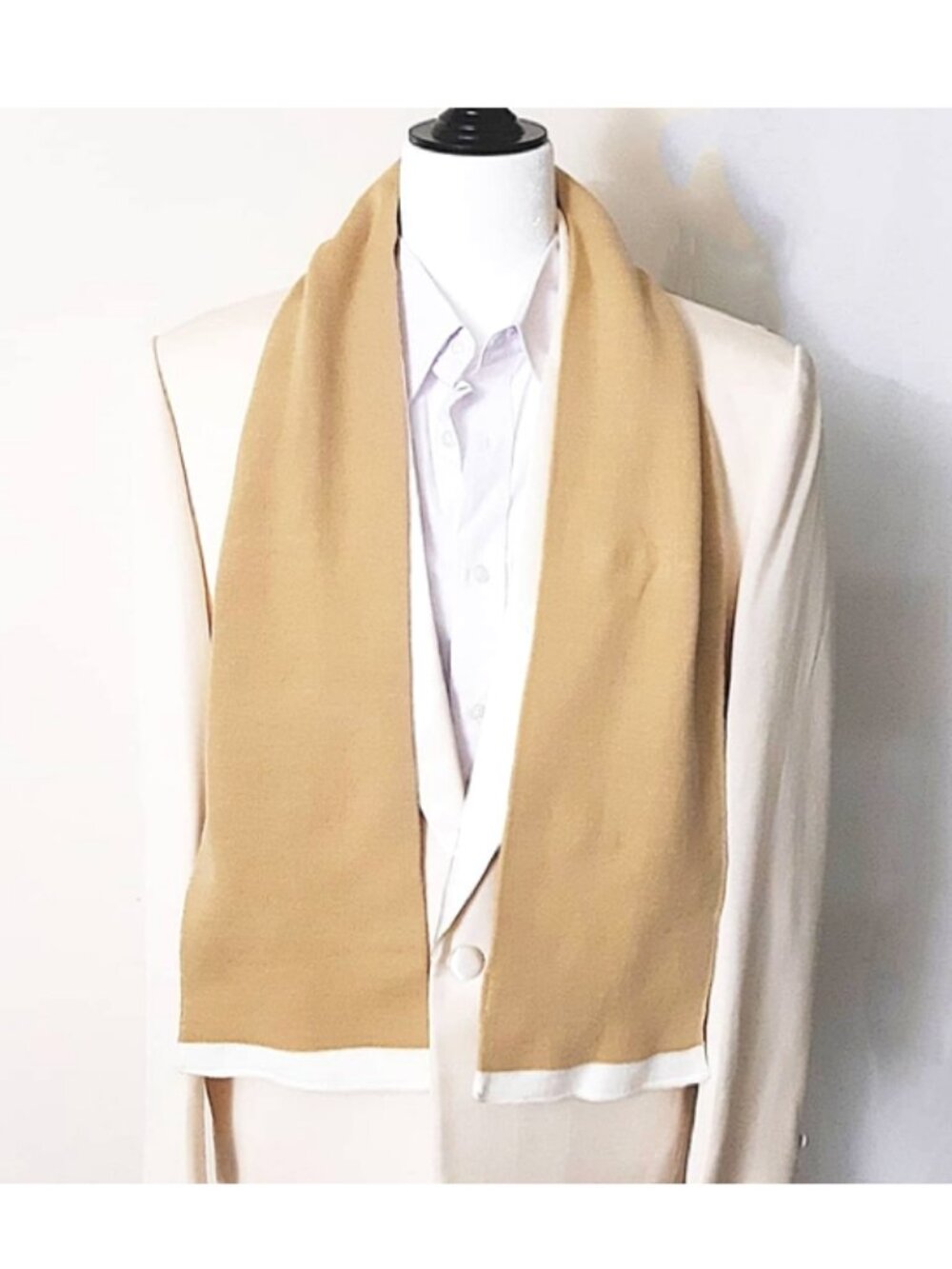 XHILARATION Men's Acrylic Blend Scarf Gold White
